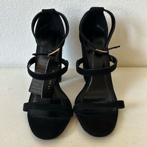 NWT Forever 21 Black Suede 3 Strap Sandal with Block Heel